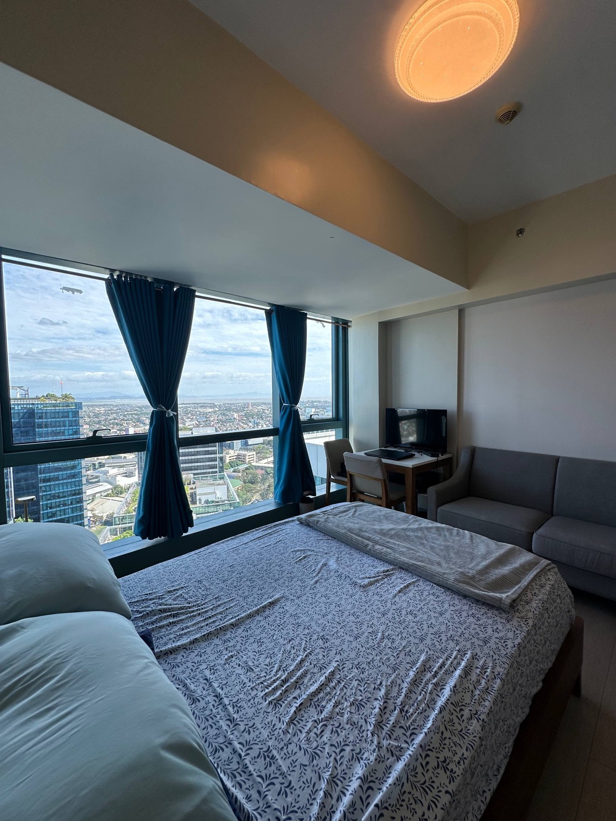 For Sale 1 Bedroom in One Uptown Residences, Taguig City — photo 15
