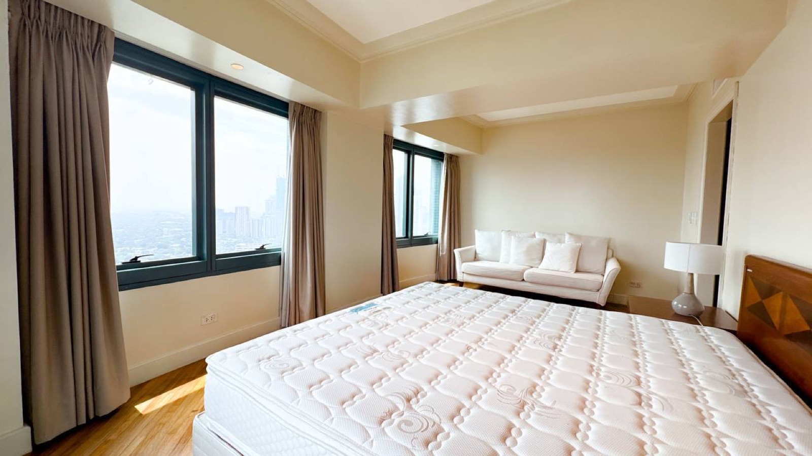 For Lease 4 Bedroom in Rizal Tower, Makati City — photo 8