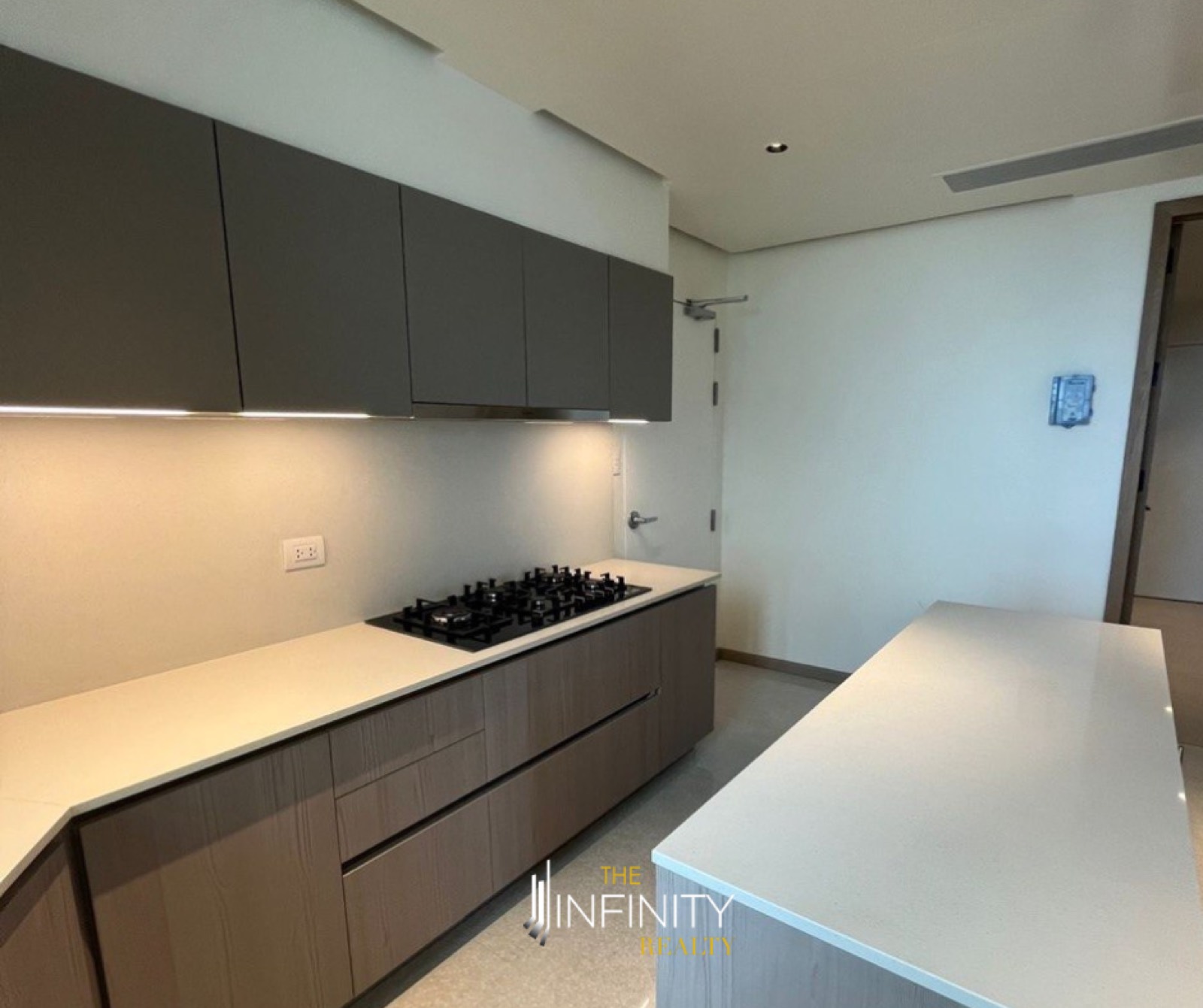 For Lease 3 Bedroom in Aurelia Residences, Taguig City, photo 14 of 19